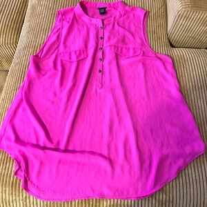 TORRID sleeveless blouse size 2